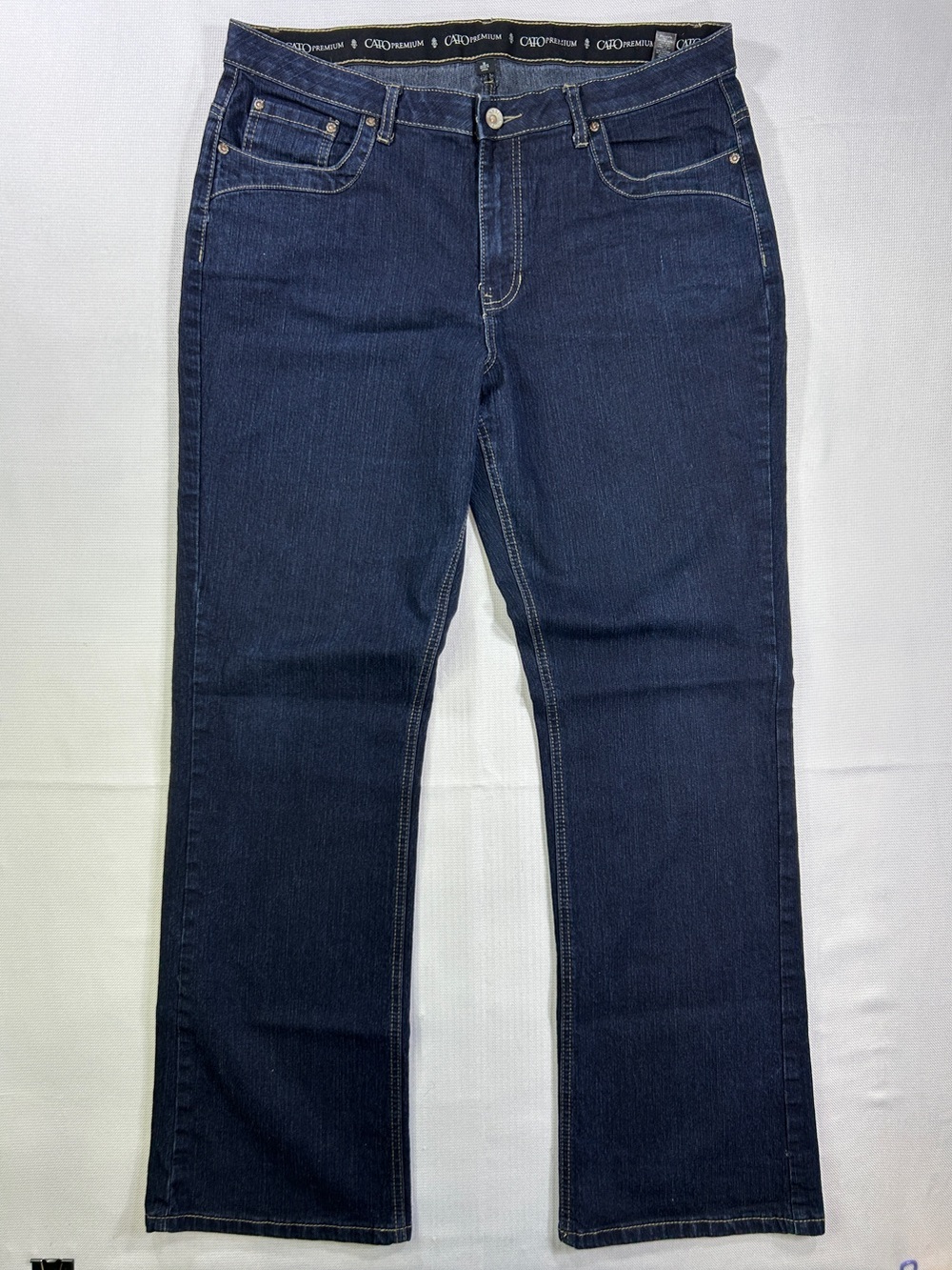 Cato Premium Bootcut Jeans Women’s Size 16 Dark Wash Stretch 33 Inseam